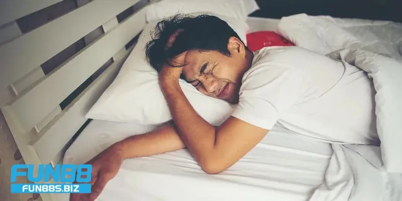 Ngủ mơ thấy đi cầu là điềm báo gì cho tương lai phản ánh sức khỏe
